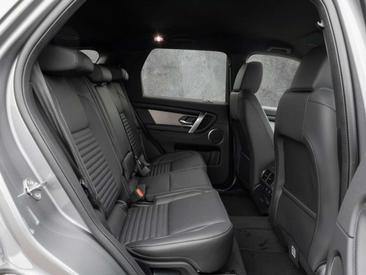 Land Rover Discovery Sport Dynamic SE P270e — photo 4