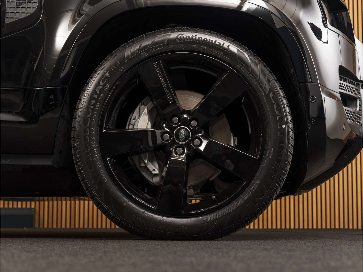 Land Rover Defender 110 2.0 P300e X-Dynamic HSE ROOD LEDER - 2025 - Joinsteer - #10