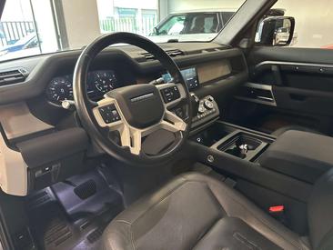 Land Rover Defender 110 SE Awd 3.0d I6 Mhev 200cv Auto — photo 11