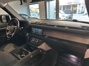 Land Rover Defender 110 SE Awd 3.0d I6 Mhev 200cv Auto — photo 13
