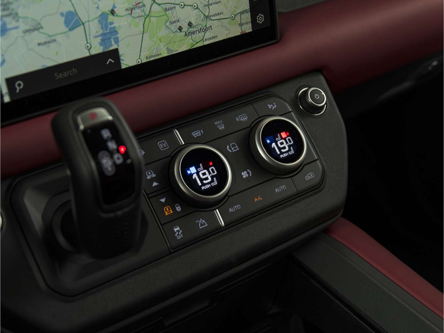 Land Rover Defender 110 2.0 P300e X-Dynamic HSE ROOD LEDER - 2025 - Joinsteer - #20