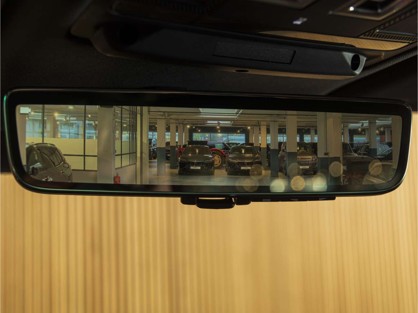 Land Rover Defender 110 2.0 P300e X-Dynamic HSE ROOD LEDER - 2025 - Joinsteer - #21