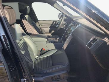 Land Rover Discovery 35th Anniversary Edition D350 — photo 3