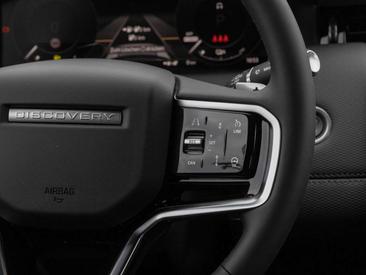 Land Rover Discovery Sport Dynamic SE P270e — photo 12