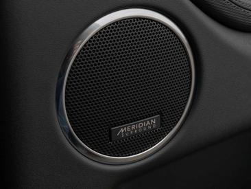 Land Rover Discovery Sport Dynamic SE P270e — photo 15