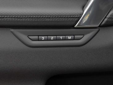 Land Rover Discovery Sport Dynamic SE P270e — photo 19
