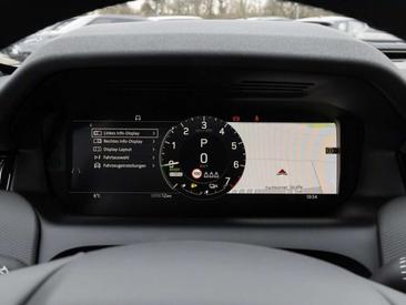 Land Rover Discovery Sport Dynamic SE P270e — photo 22