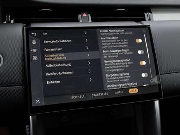 Land Rover Discovery Sport P270e Dynamic SE — photo 29