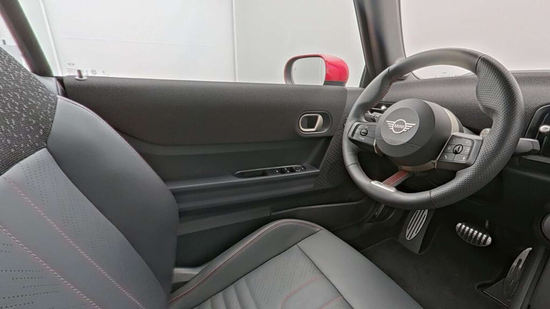 Mini Cabrio John Cooper Works - 2025 - Joinsteer - #22