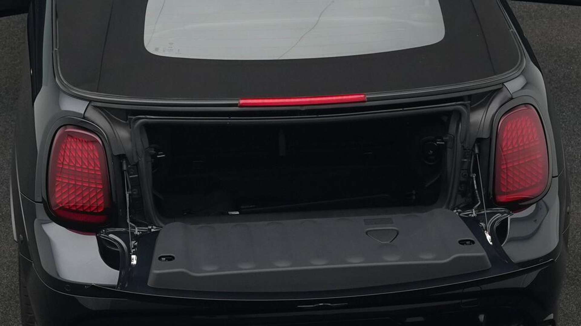 Mini Cabrio John Cooper Works - 2025 - Joinsteer - #25