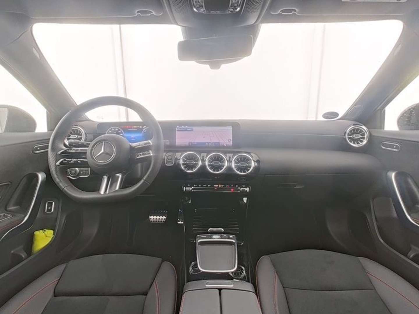 Mercedes Classe A 250 E 250 Night Edition - 2025 - Joinsteer - #2
