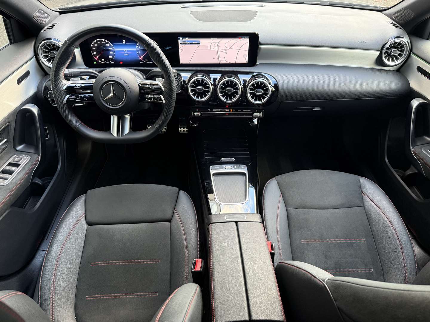 Mercedes Classe A 200 AMG Line - 2025 - Joinsteer - #16