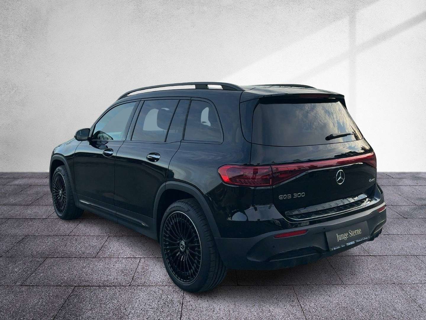 Mercedes EQB 300 Night Edition - 2024 - Joinsteer - #3