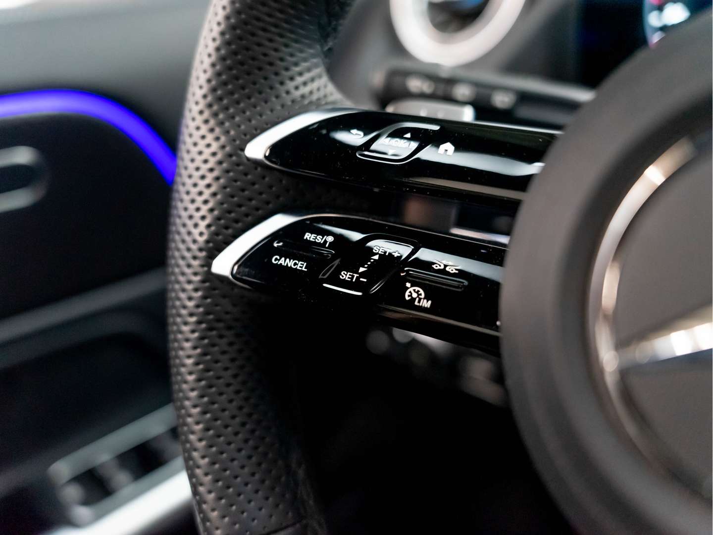 Mercedes GLA 250 250 AMG Line - 2024 - Joinsteer - #23