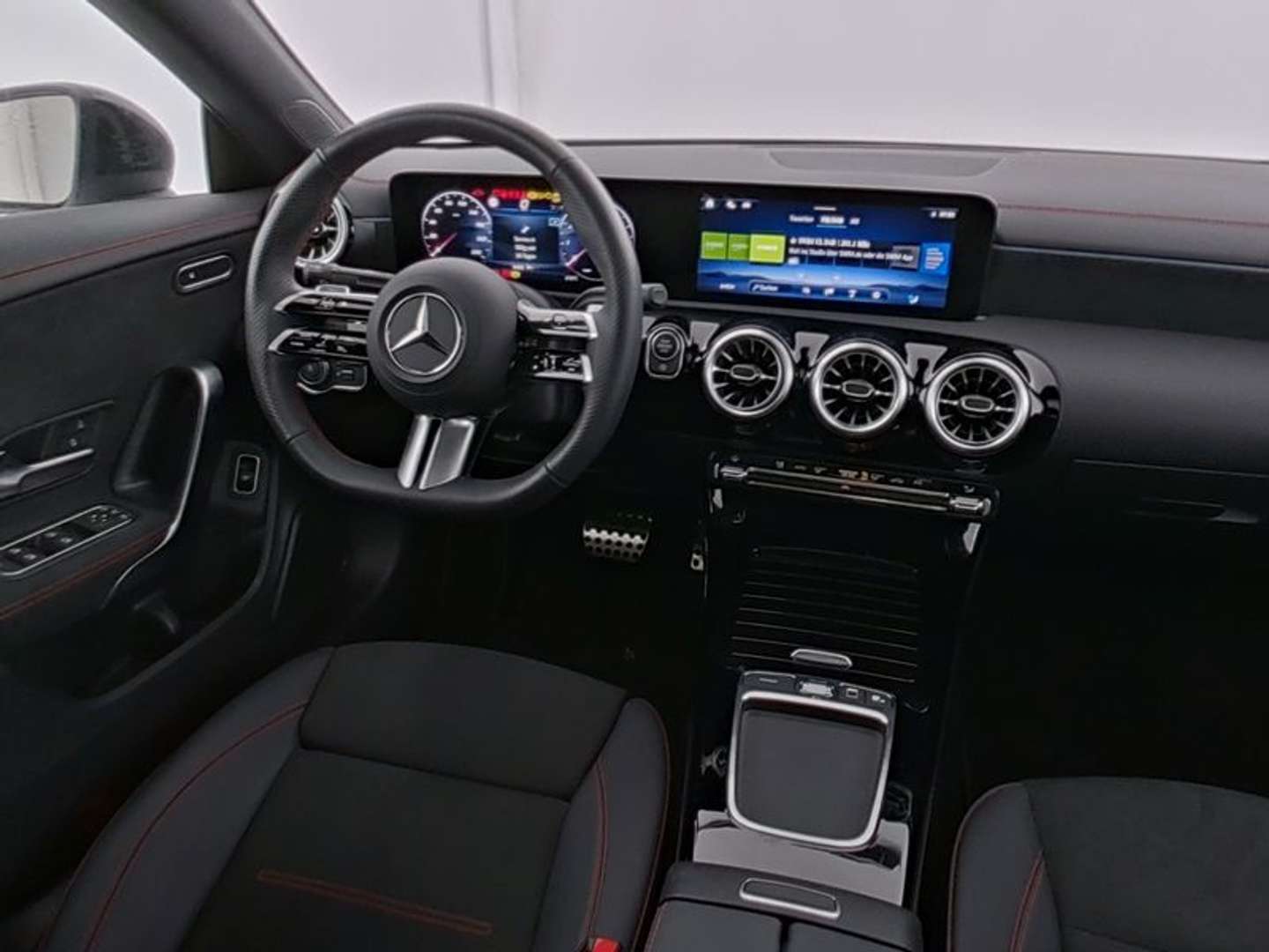 Mercedes CLA 200 Coupé 200 Night Edition - 2024 - Joinsteer - #5