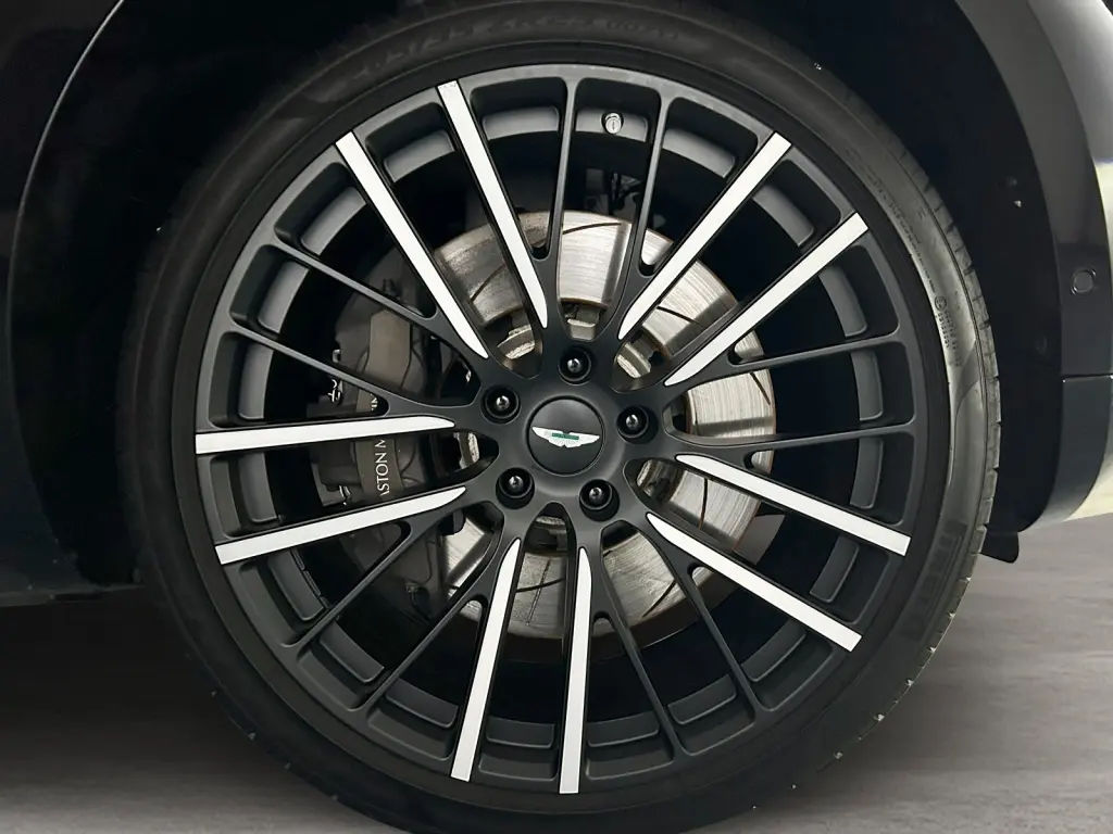 Aston Martin DBX SUV 4.0 - 2023 - Joinsteer - #4