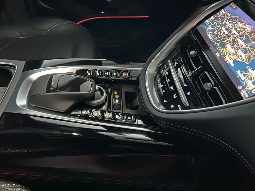 Aston Martin DBX SUV 4.0 - 2023 - Joinsteer - #25