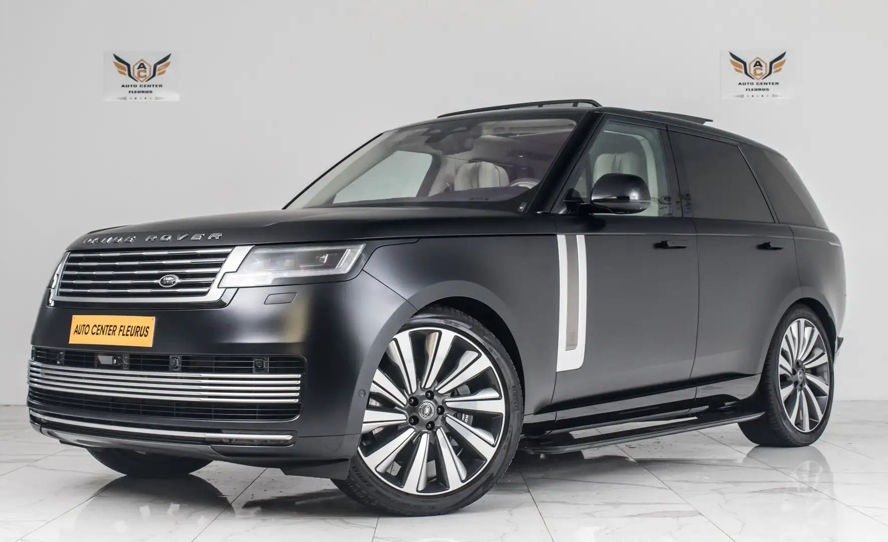 Land Rover Range Rover VOGUE SV 530 4.4 AWD TVA DEDUCTIBLE - 2023 - Joinsteer