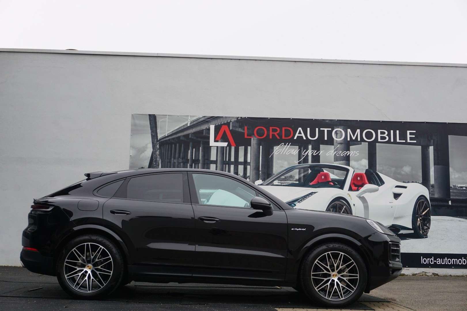 Porsche Cayenne Coupé E-Hybrid - 2024 - Joinsteer - #4