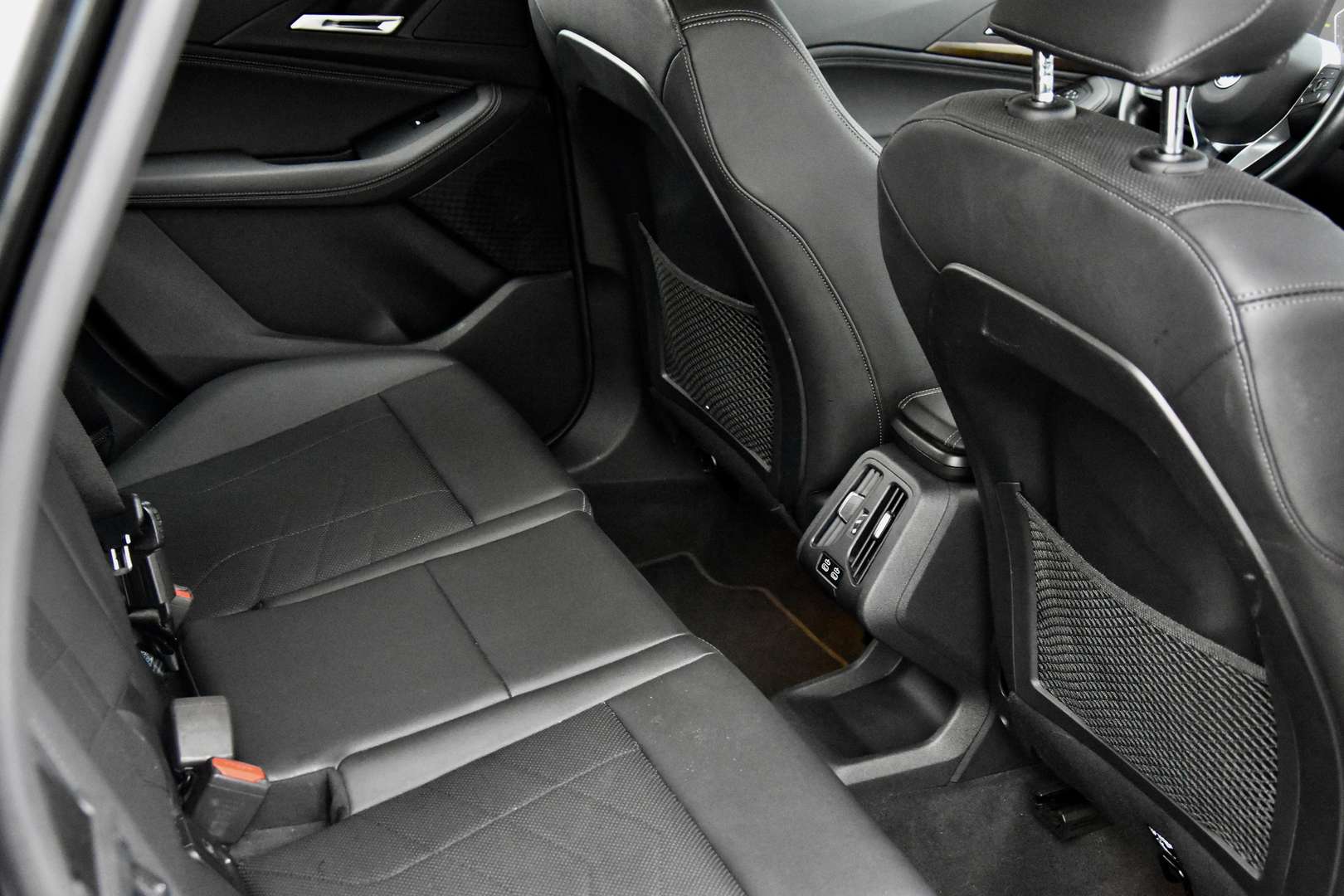 BMW 218i Active Tourer Luxury Line - 2023 - Joinsteer - #10