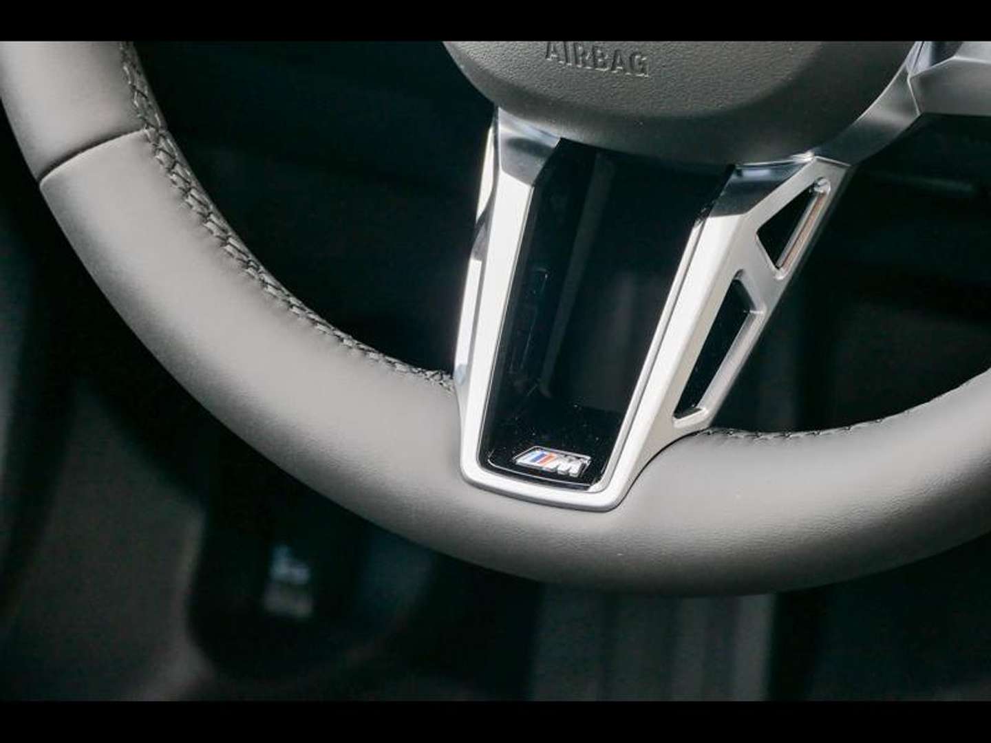 BMW 116i M Sport - 2025 - Joinsteer - #24