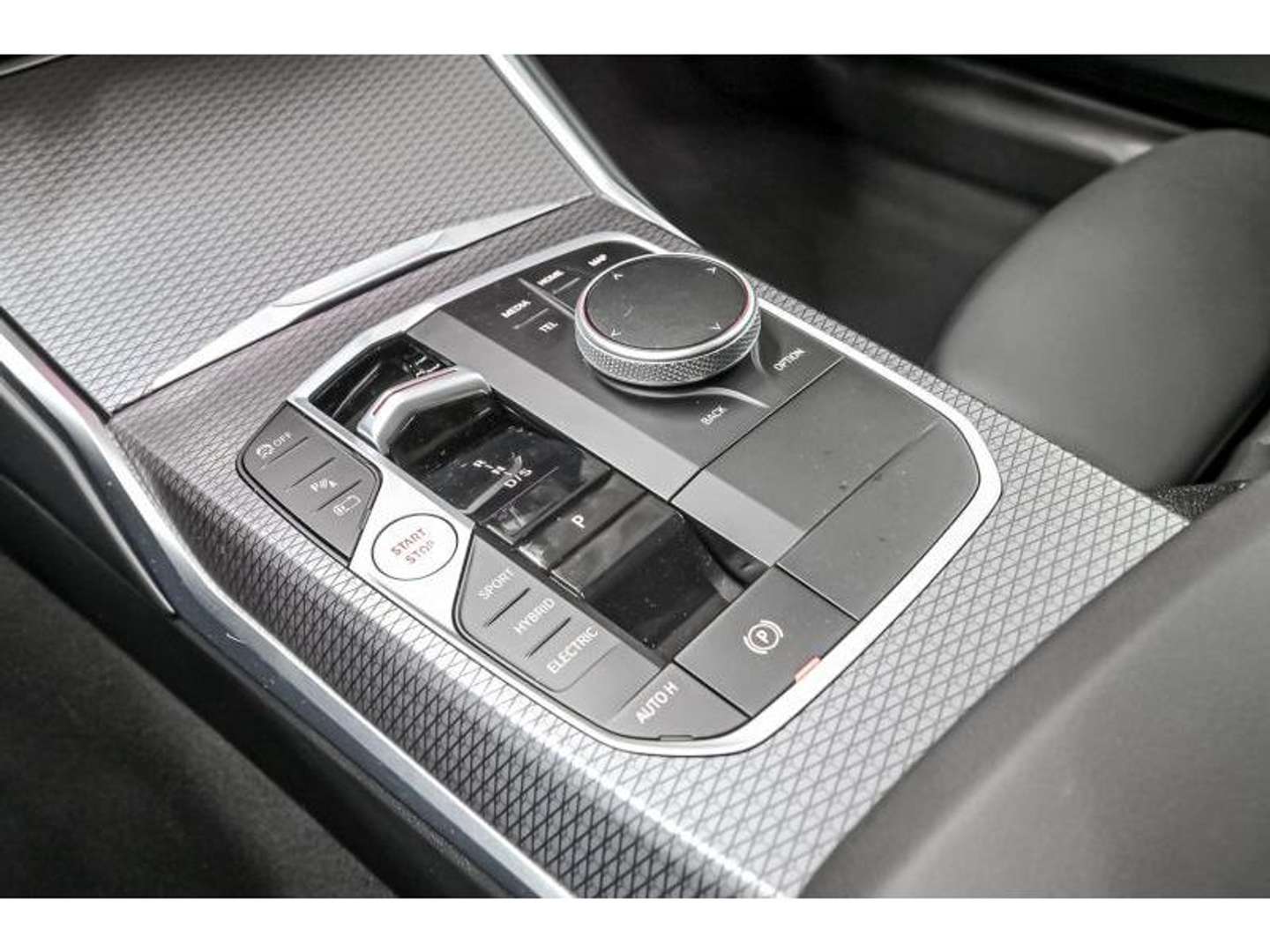 BMW Série 3 Berline 330e - 2025 - Joinsteer - #6