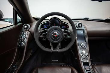 McLaren 650S Spider V8 3.8 — photo 46