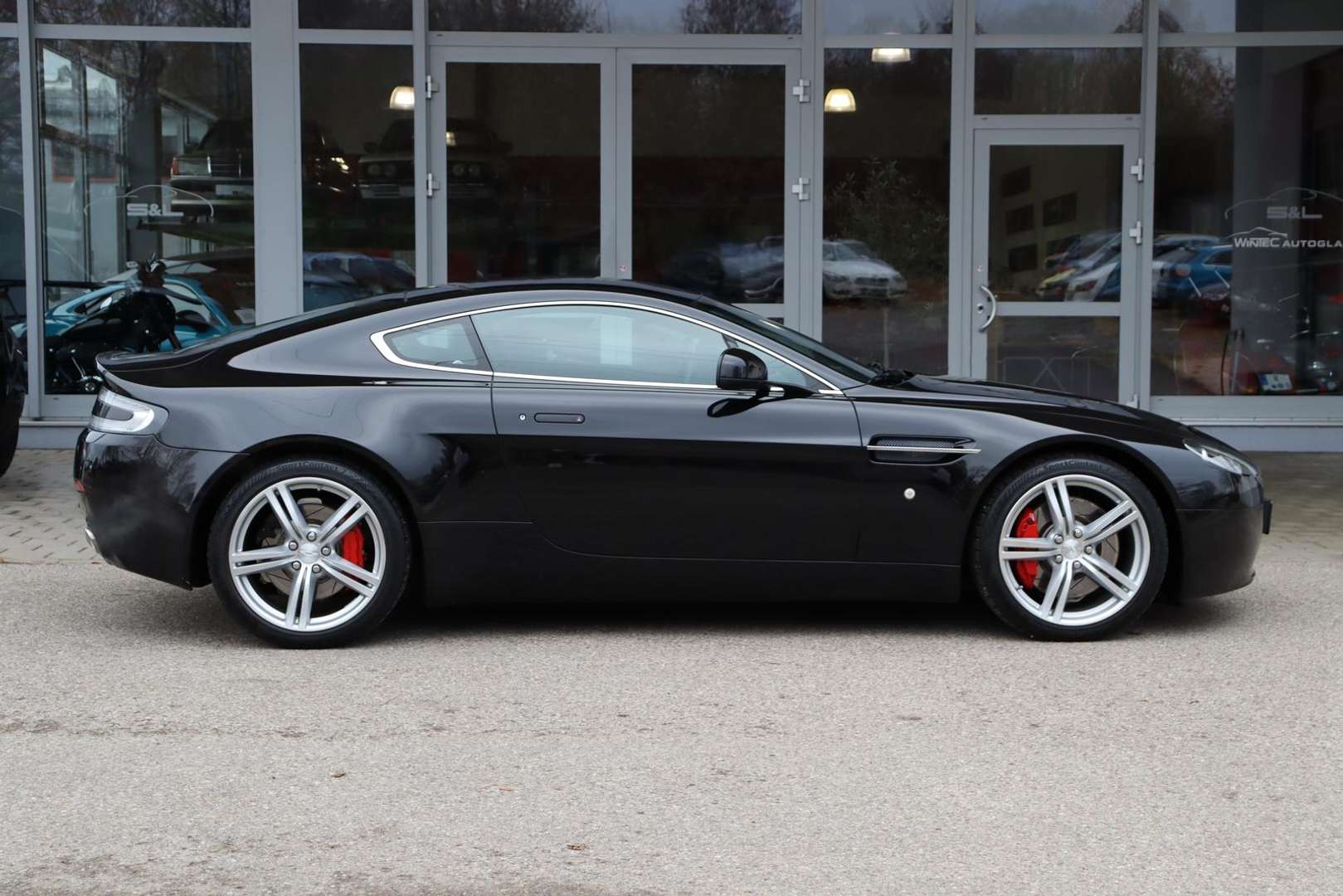 Aston Martin V8 Coupé 4.7 - 2010 - Joinsteer - #4