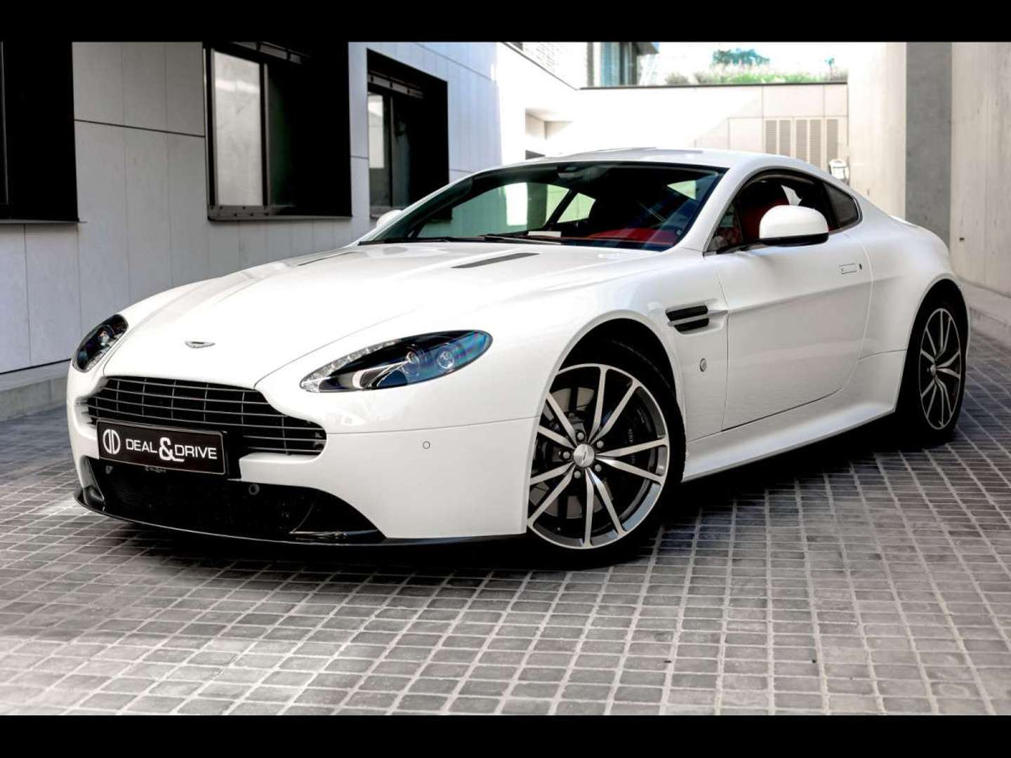 Aston Martin Vantage Coupe V8 - 2017 - Joinsteer - #1