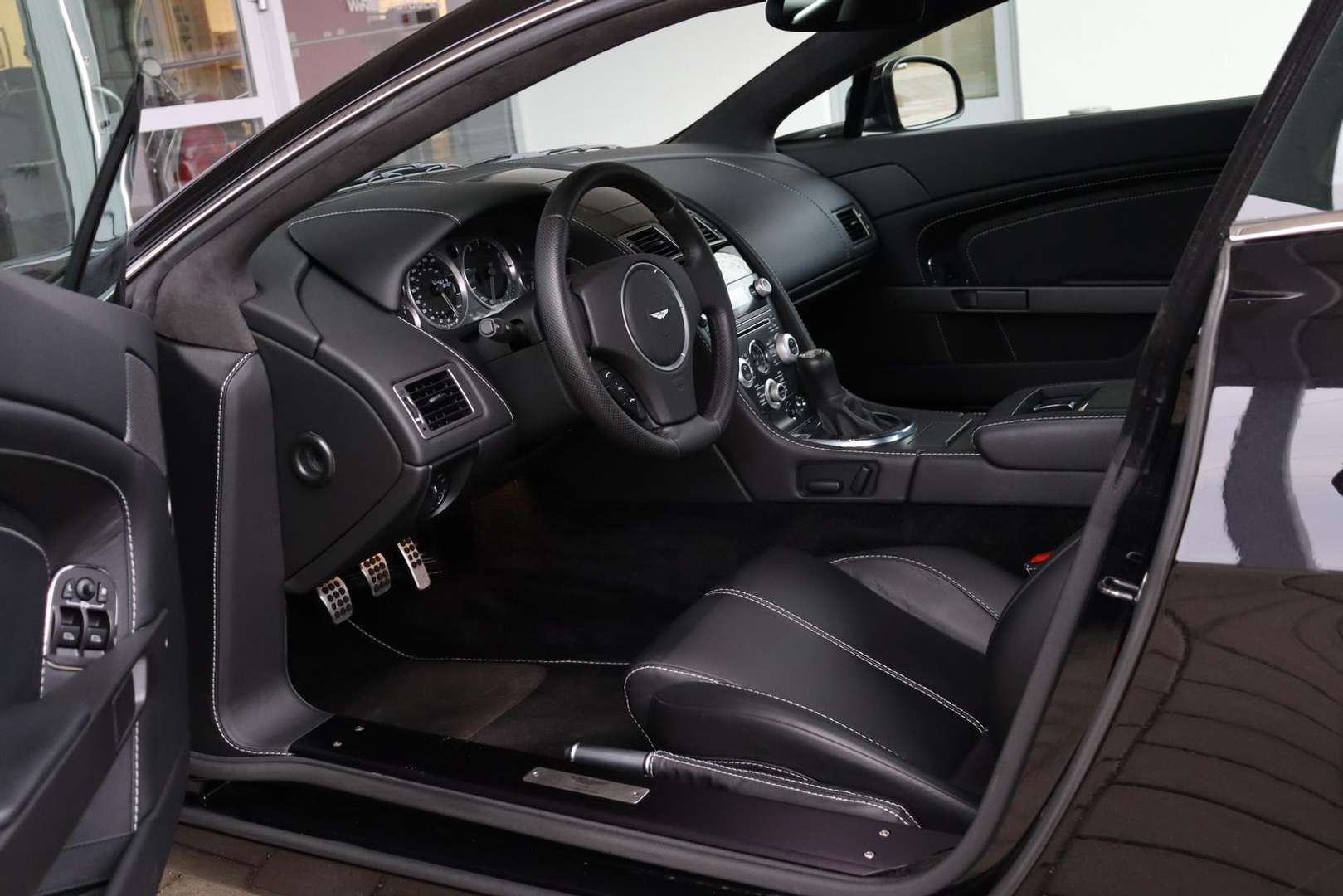 Aston Martin V8 Coupé 4.7 - 2010 - Joinsteer - #7