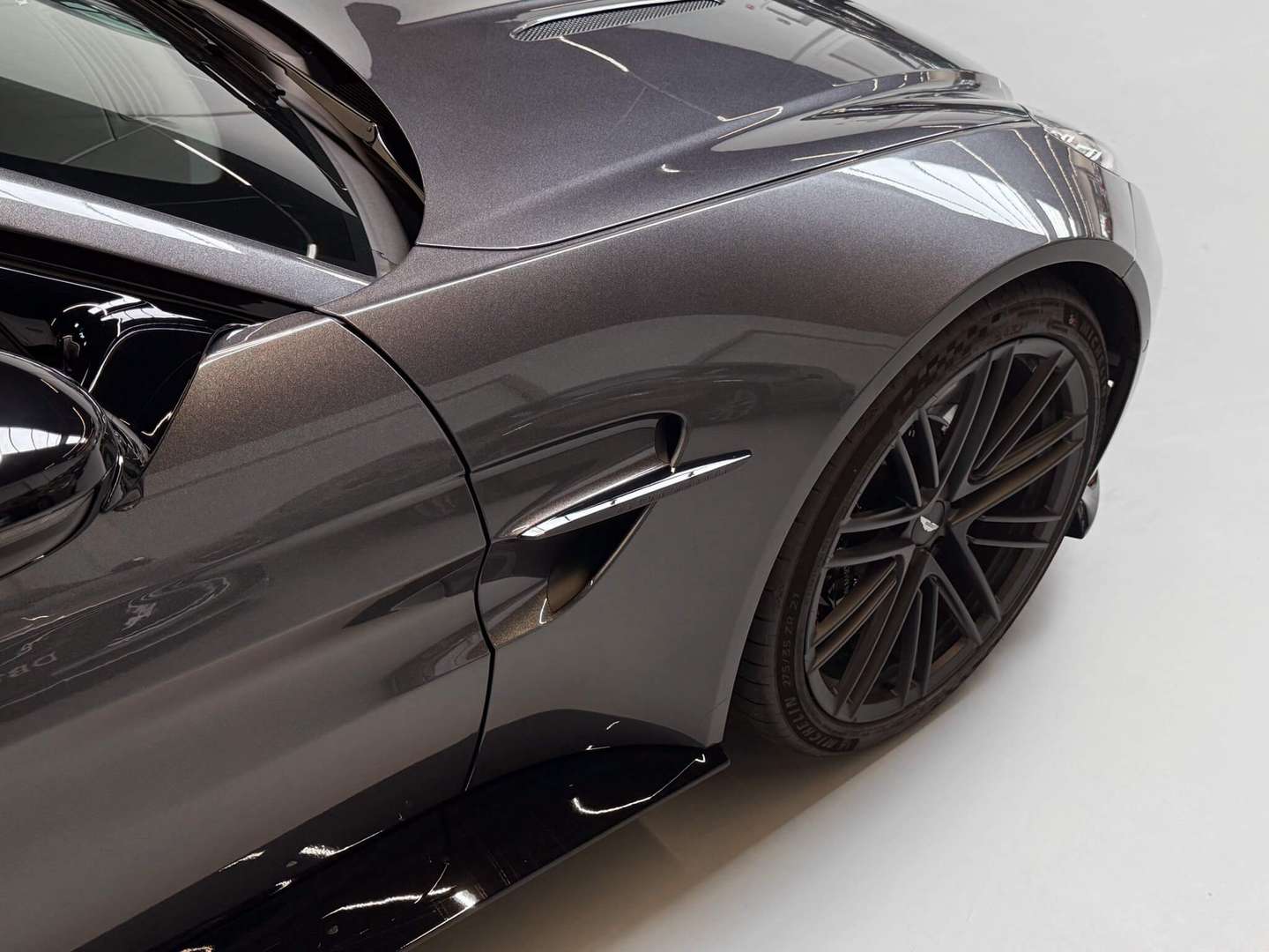 Aston Martin Vantage Roadster Non Identifiée - 2025 - Joinsteer - #8