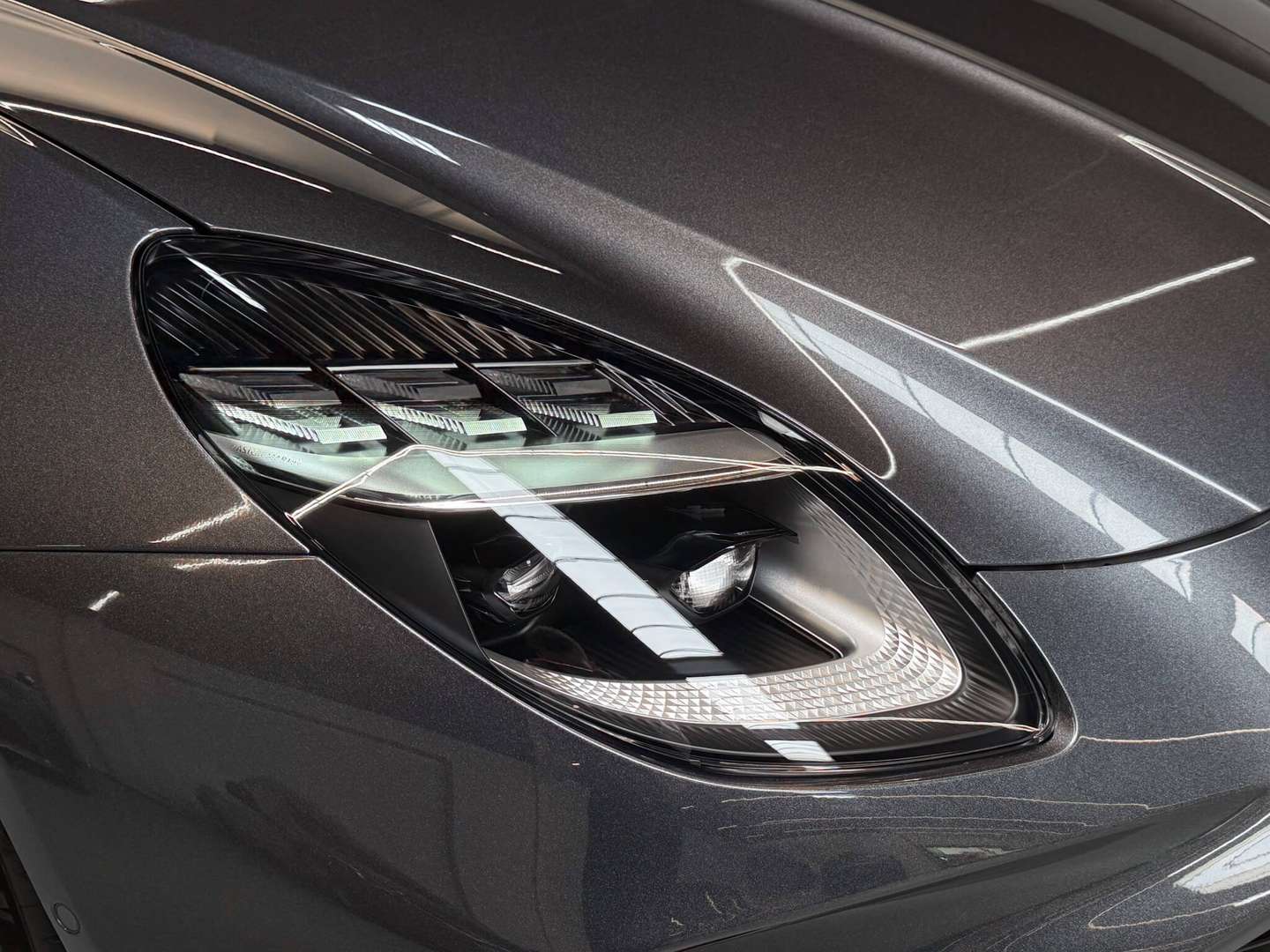 Aston Martin Vantage Roadster Non Identifiée - 2025 - Joinsteer - #10