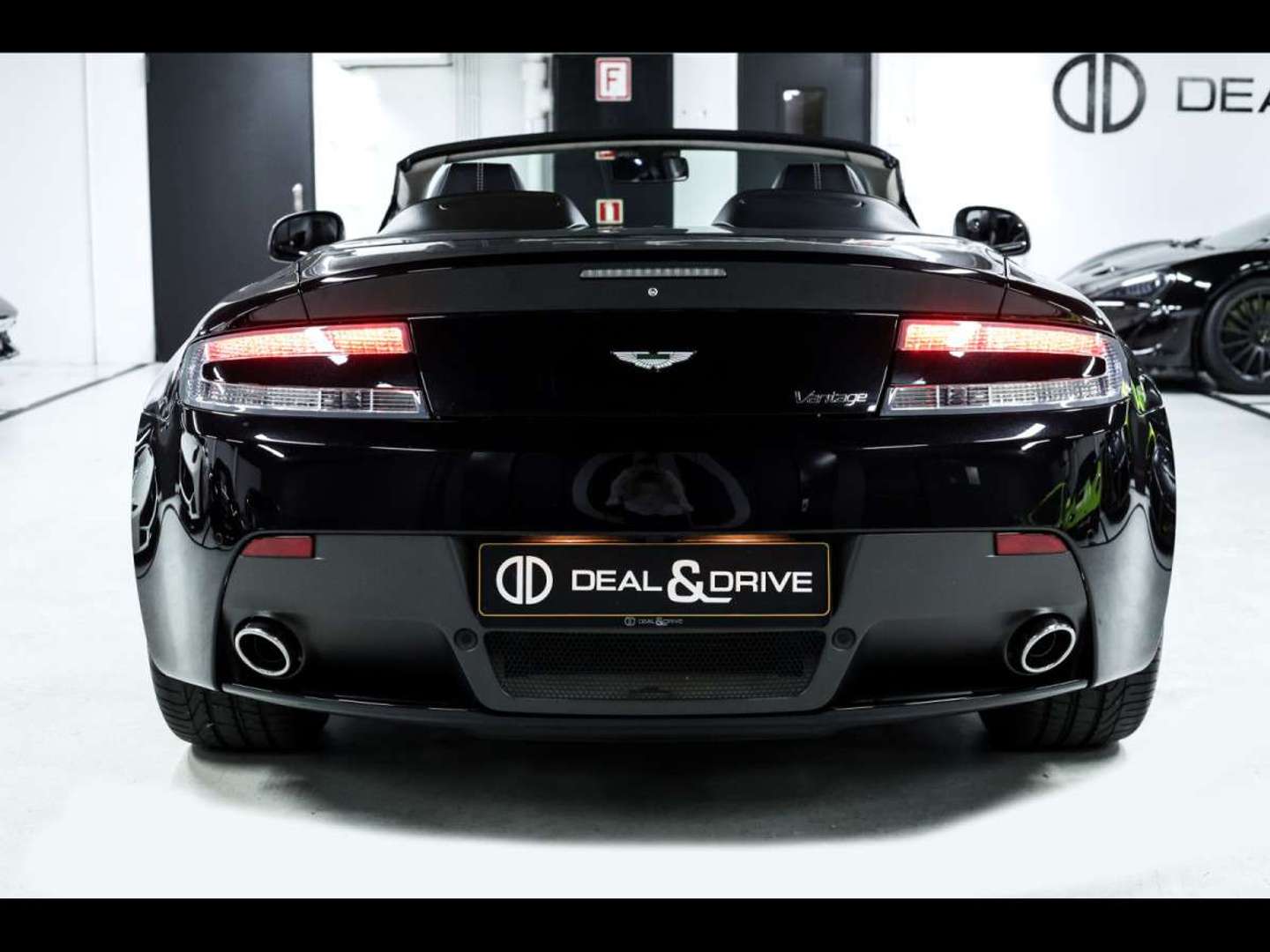 Aston Martin Vantage Roadster 4.7 Manual - 2014 - Joinsteer - #4