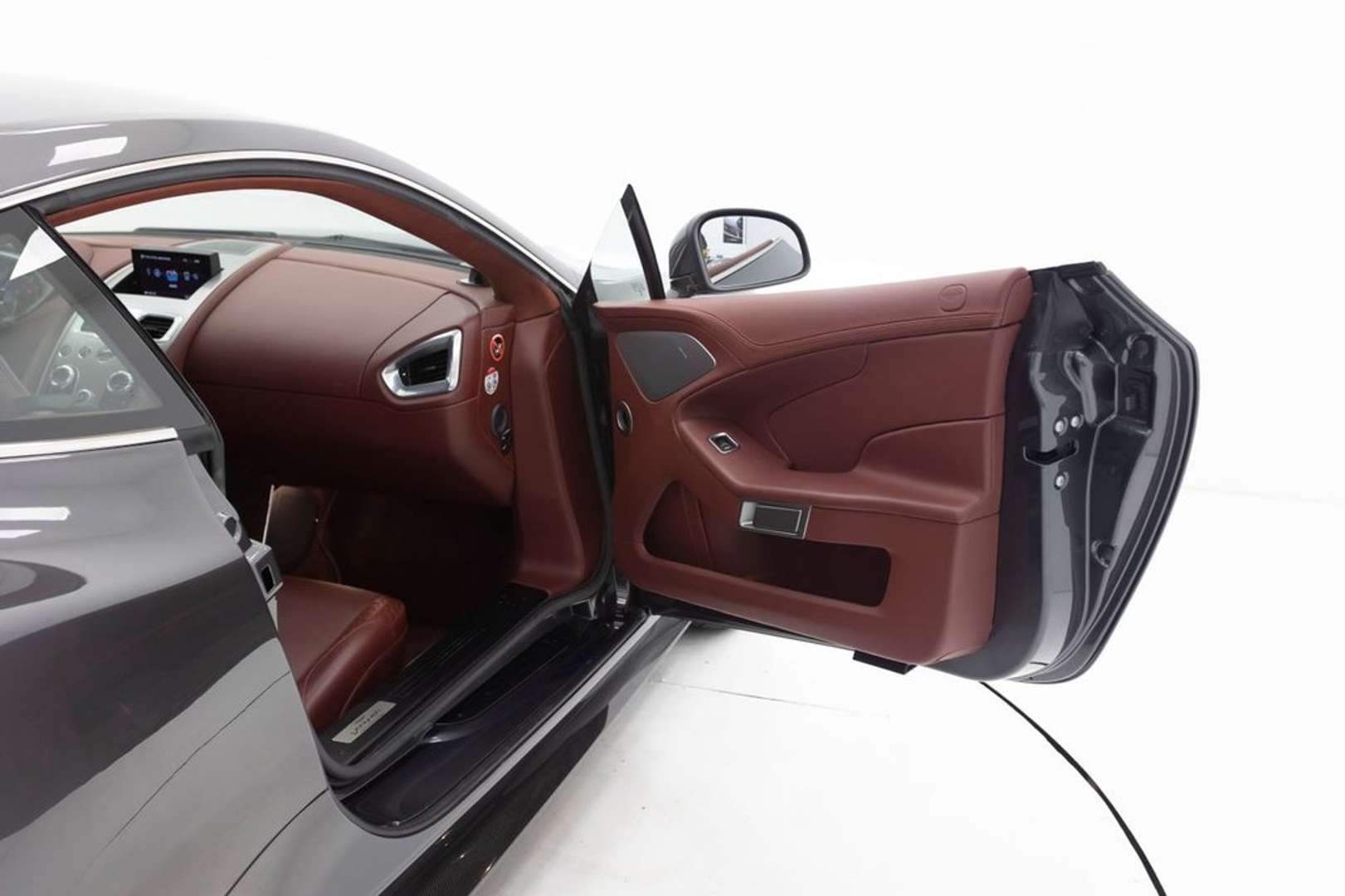 Aston Martin Vanquish V12 6.0 - 2016 - Joinsteer - #14