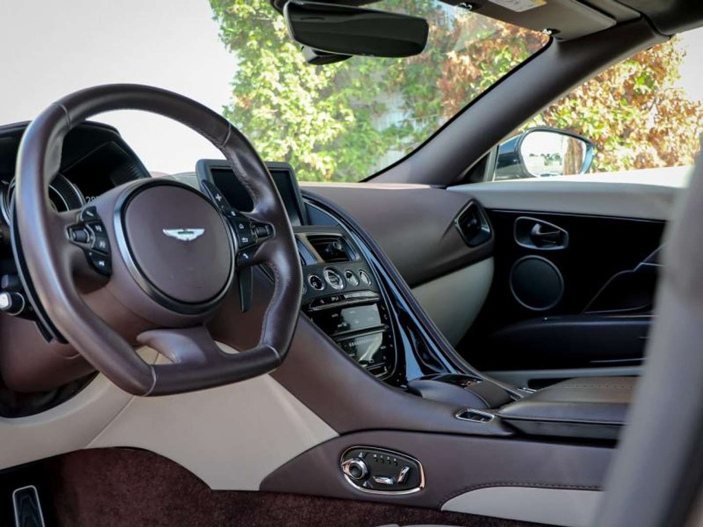 Aston Martin Volante V8 4.0 510ch - 2022 - Joinsteer - #3