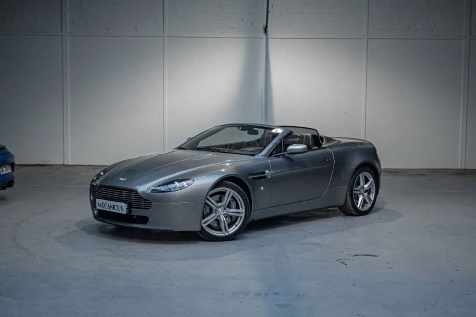 Aston Martin Vantage 4.7 - 2011 - Joinsteer - #1
