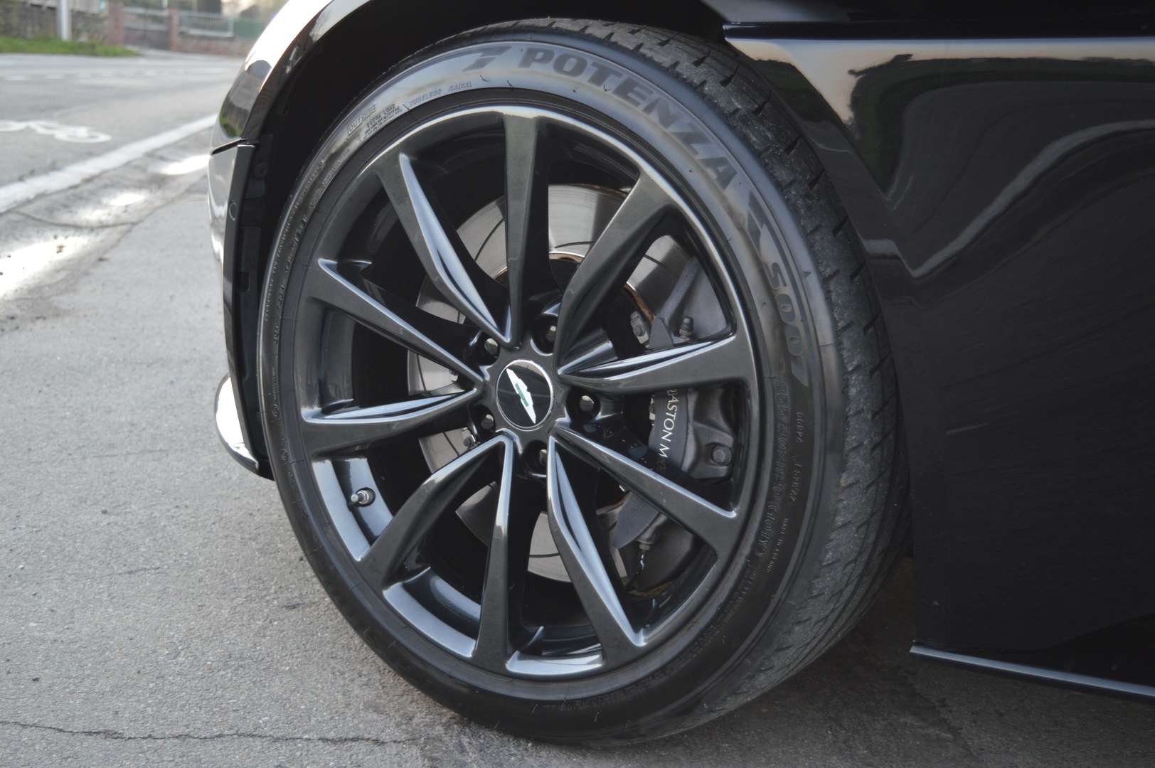 Aston Martin DB11 Coupé 4.0i V8 - 2018 - Joinsteer - #5