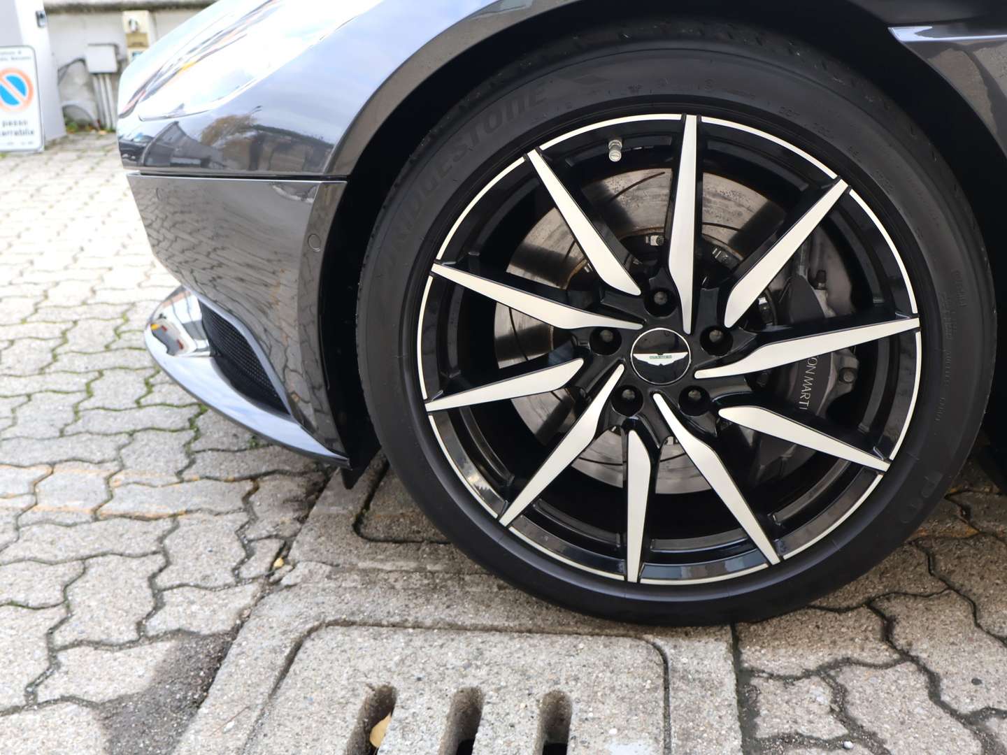 Aston Martin DB11 5.2 V12 AMR - 2017 - Joinsteer - #6