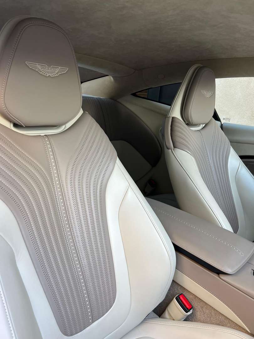 Aston Martin DB11 Coupé 5.2 Biturbo V12 - 2017 - Joinsteer - #6