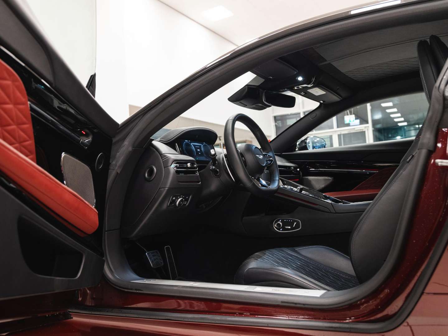 Aston Martin DB12 Coupé - 2023 - Joinsteer - #5