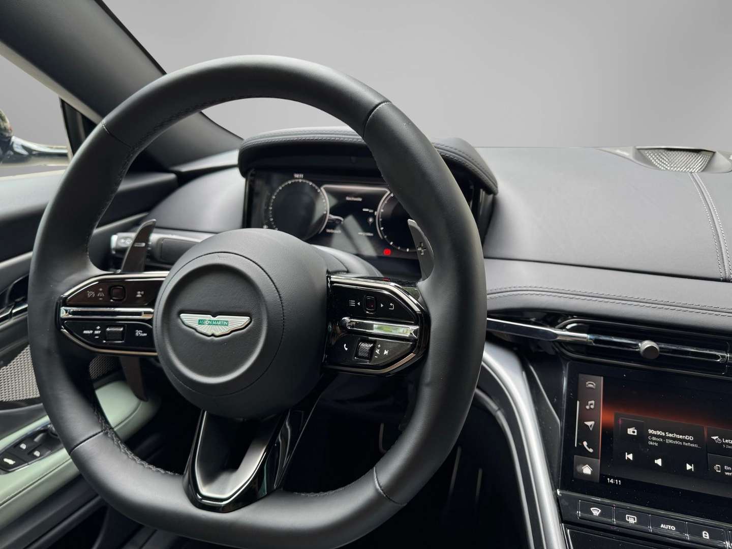 Aston Martin DB12 4.0 V8 - 2025 - Joinsteer - #14