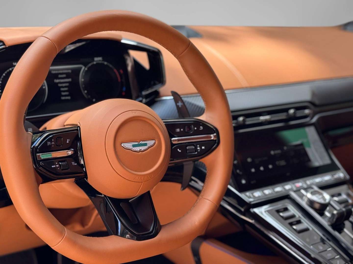 Aston Martin V8 MY25 - 2024 - Joinsteer - #13