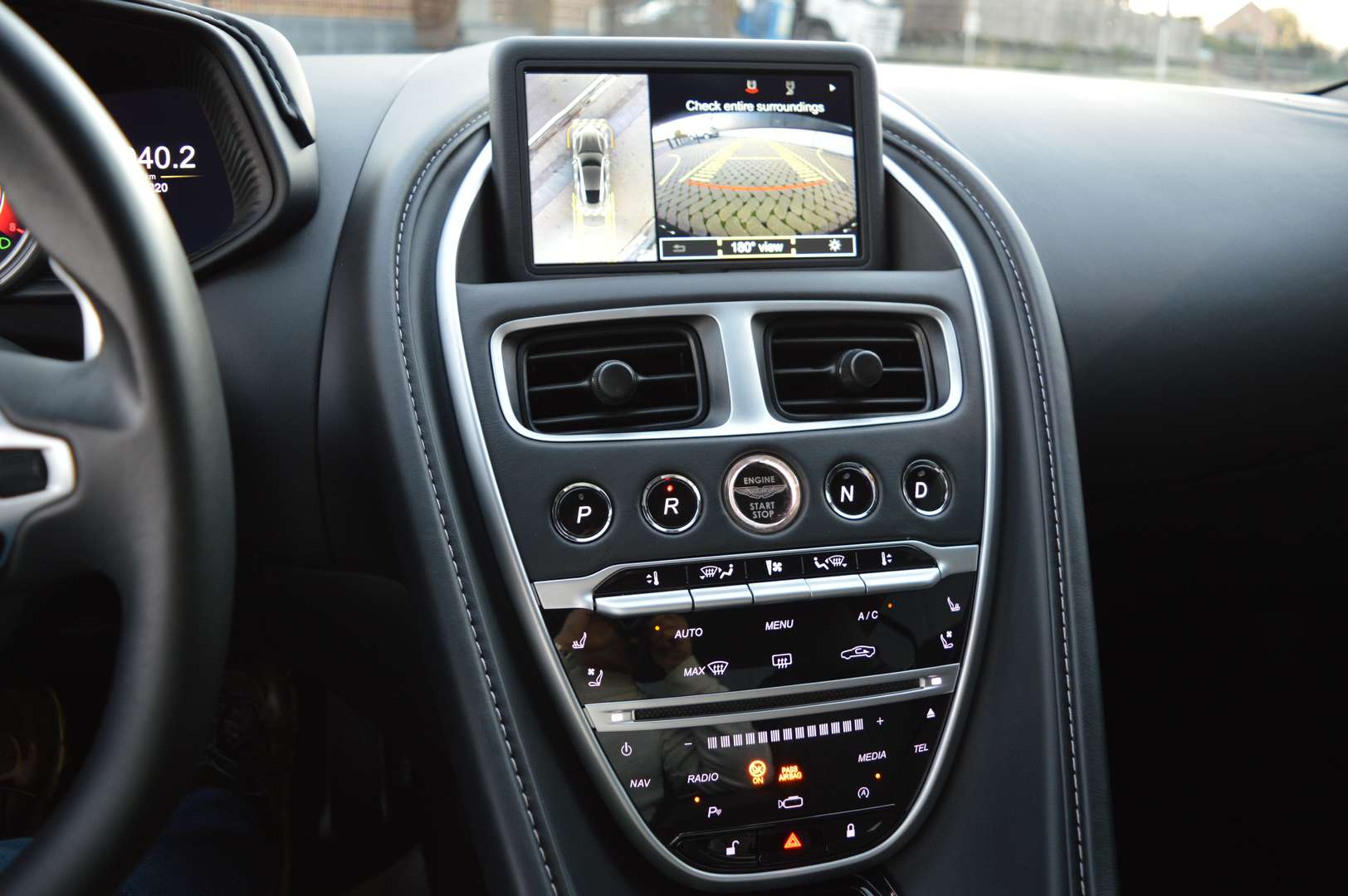 Aston Martin DB11 Coupé 4.0i V8 Biturbo - 2018 - Joinsteer - #15