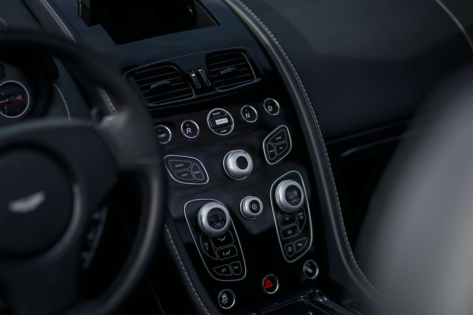 Aston Martin Vantage V12 - 2018 - Joinsteer - #12