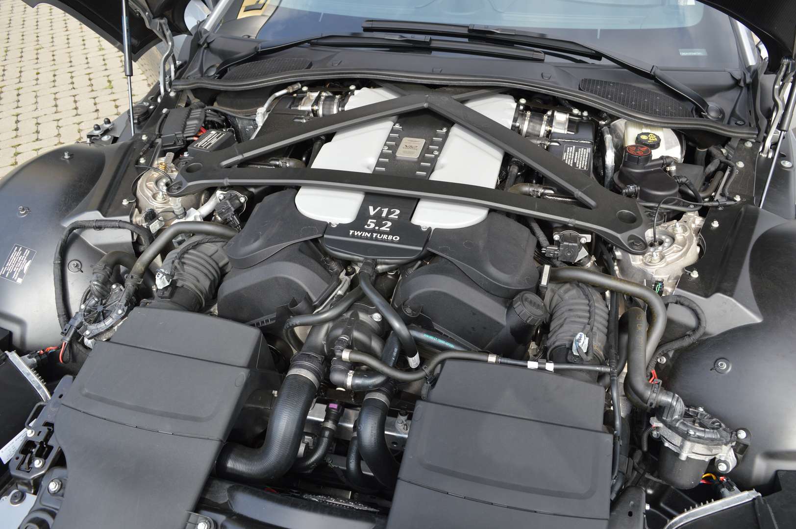 Aston Martin Vantage Coupe 5.2i V12 édition Limitée - 2022 - Joinsteer - #20