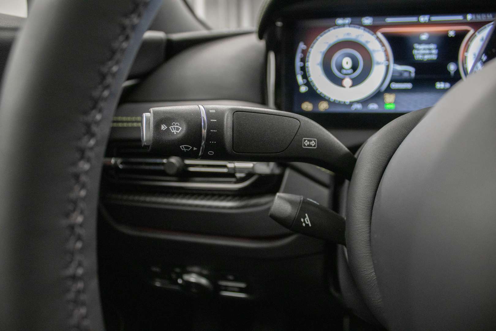 Aston Martin DB12 Coupé V8 - 2024 - Joinsteer - #12