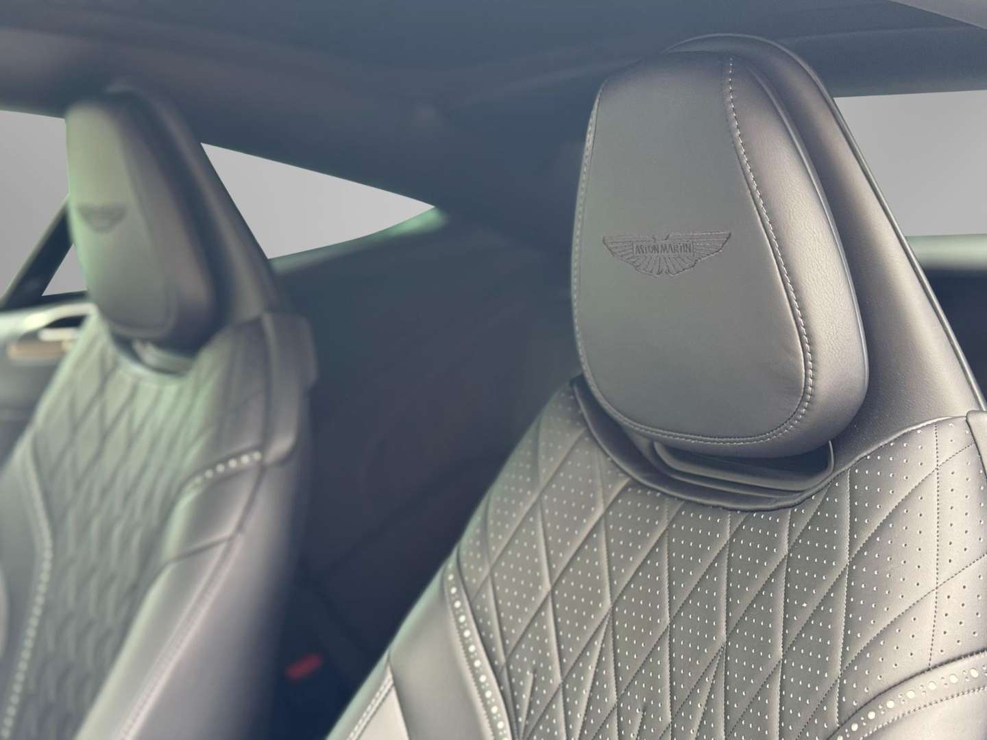 Aston Martin DB12 4.0 V8 - 2025 - Joinsteer - #19