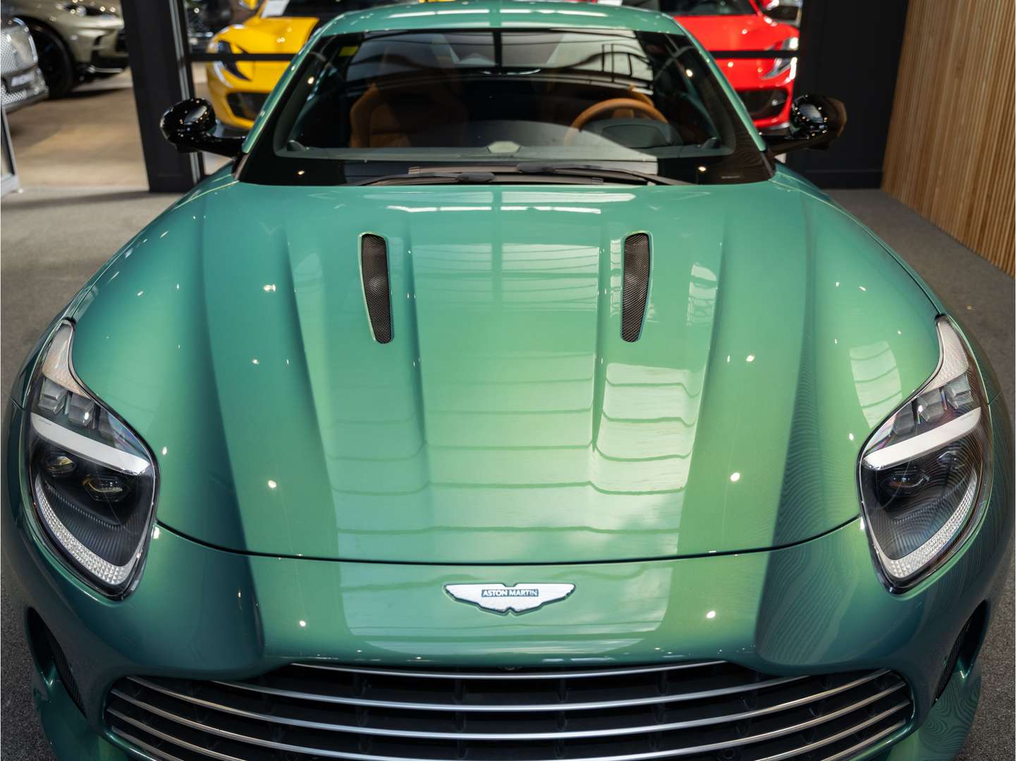 Aston Martin DB12 Coupé 4.0 V8 Bowers&Wilkins - 2023 - Joinsteer - #13