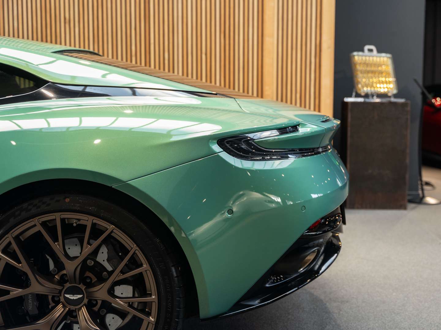 Aston Martin DB12 Coupé 4.0 V8 Bowers&Wilkins - 2023 - Joinsteer - #15