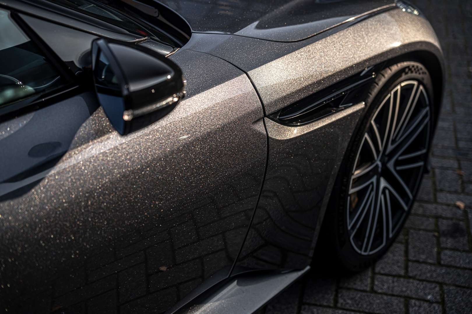Aston Martin DB12 Coupé V8 Carbon - 2025 - Joinsteer - #17